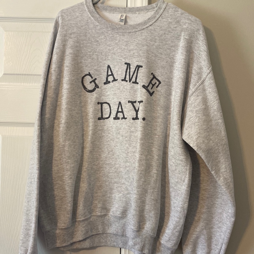 Sweatshirt